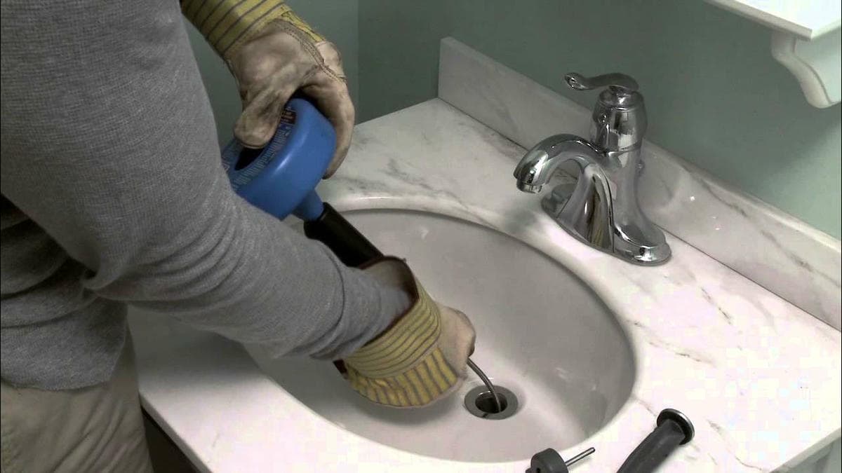 Lavabo gideri açma